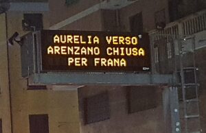 Aurelia chiusa per frana verso Arenzano
