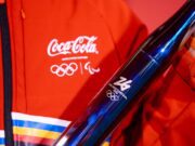 La Fiamma Olimpica Milano Cortina 2026 fa tappa a Genova La Fiamma Olimpica Milano Cortina 2026 fa tappa a Genova