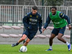 Il Grifone all’Olimpico contro la Lazio (venerdi, ore 20.45). Tra i rossoblù rientra Ostigaard.