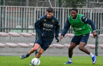 Il Grifone all’Olimpico contro la Lazio (venerdi, ore 20.45). Tra i rossoblù rientra Ostigaard.