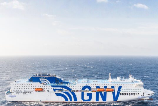 GNV Aurora, consegnata nuova nave GNL: pronta per Genova-Palermo GNV Aurora, consegnata nuova nave GNL: pronta per Genova-Palermo