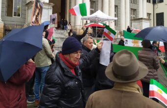 Orrore del regime islamico, Linea Condivisa: sostegno a popolo Iran ma no a Scià di Persia