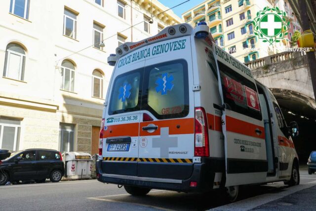 Genova, incidente in via Ricci: scooterista ferito