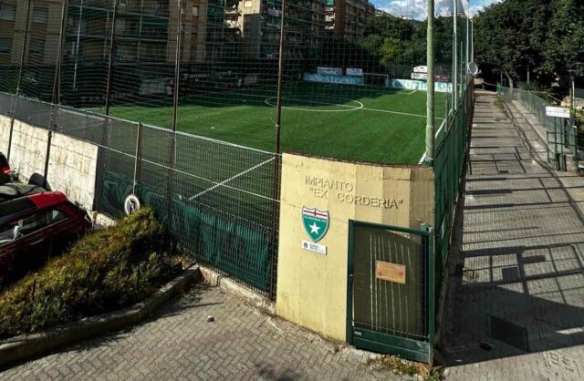 Sestri Ponente, malore fatale durante il calcetto: muore 35enne