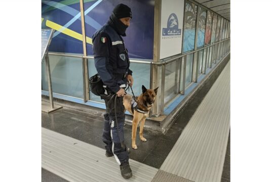 Droga in metro a Genova: maxi sequestro e due arresti Droga in metro a Genova: maxi sequestro e due arresti