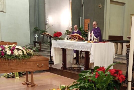 A Savona una folla ai funerali di Maria Angela Levo