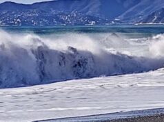 Meteo Liguria, cessata l’allerta neve: 12 cm a Urbe, mare in aumento Meteo Liguria, cessata l’allerta neve: 12 cm a Urbe, mare in aumento