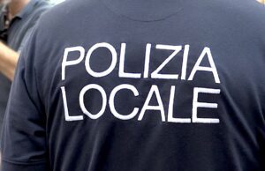 Furto in autorimessa a Carignano, arresto in flagranza Furto in autorimessa a Carignano, arresto in flagranza