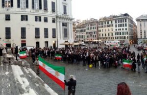 Iran, presidio a Genova in piazza Matteotti contro gli ayatollah Iran, presidio a Genova in piazza Matteotti contro gli ayatollah