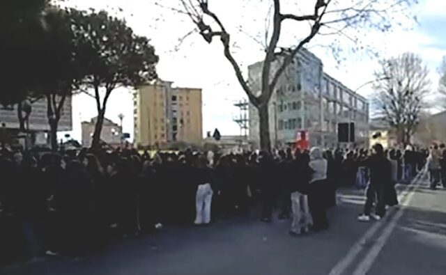 La Spezia, protesta davanti al Chiodo dopo l’omicidio di Abanoud