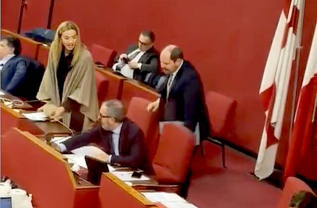 salis villa terrile sala rossa tursi Salis condanna l’episodio in aula: Limiti superati