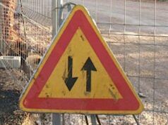 Genova, senso unico alternato in via 30 Giugno per lavori viadotto Genova, senso unico alternato in via 30 Giugno per lavori viadotto