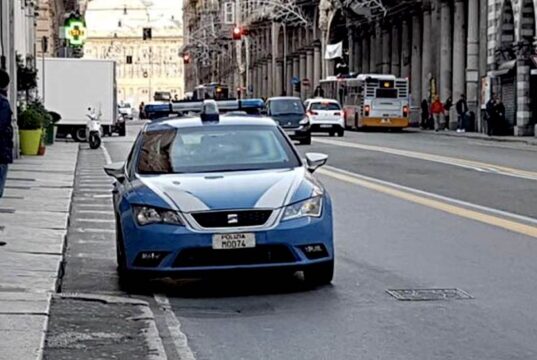 Genova, quattro furti in 20 minuti in via XX Settembre: arrestato dalla Polizia Genova, quattro furti in 20 minuti in via XX Settembre: arrestato dalla Polizia di Stato