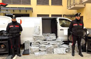 A6 Savona-Altare, 66 kg di marijuana nel furgone A6 Savona-Altare, 66 kg di marijuana nel furgone