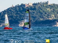 Tommaso Boiocchi doma la flotta WASZP alla Carnival Alassio Tommaso Boiocchi doma la flotta WASZP alla Carnival Alassio