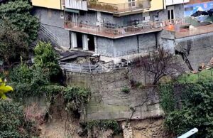 Frana in via Napoli, sfollati ancora fuori casa Frana in via Napoli, sfollati ancora fuori casa