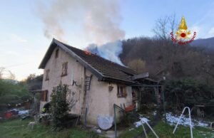 Incendio in abitazione a Campo Ligure, casa inagibile Incendio in abitazione a Campo Ligure, casa inagibile