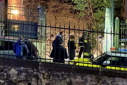 Genova Castelletto, cede muraglione al Passo Barsanti Genova Castelletto, cede muraglione al Passo Barsanti