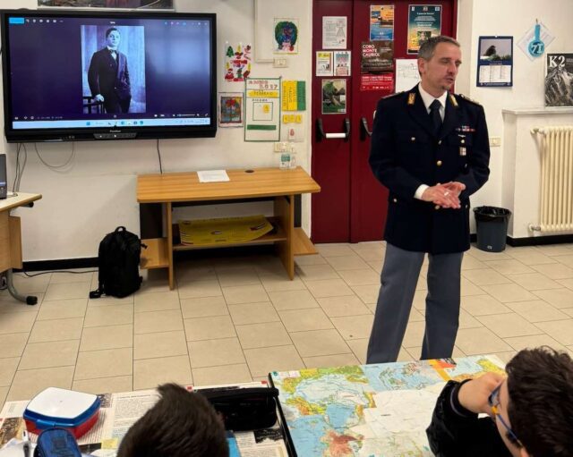 Genova, studenti ricordano Giovanni Palatucci con la Polizia